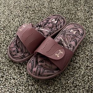 Under armour 4D foam slides